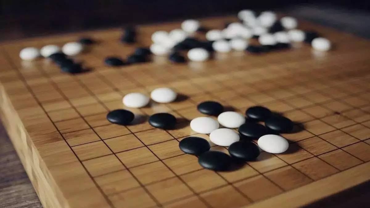 一狗之下，万人之上;恭喜柯洁在阿尔法狗围棋短训班学成归来