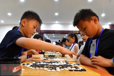 “棋”乐无穷,市围棋春季段级位赛开赛