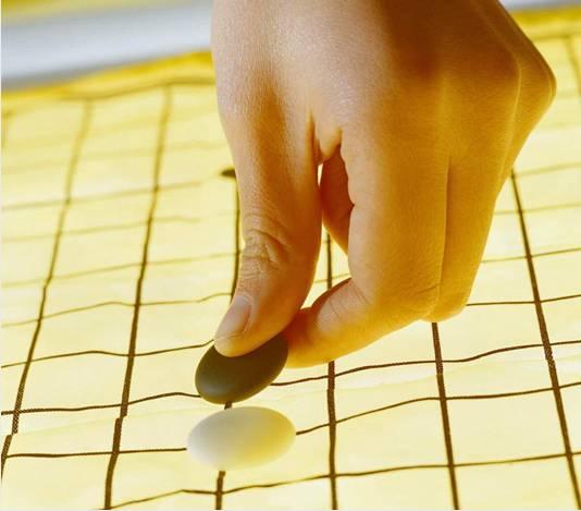 围棋大会正赛一"天王"现身 落子手势独特十余年未变_手机网